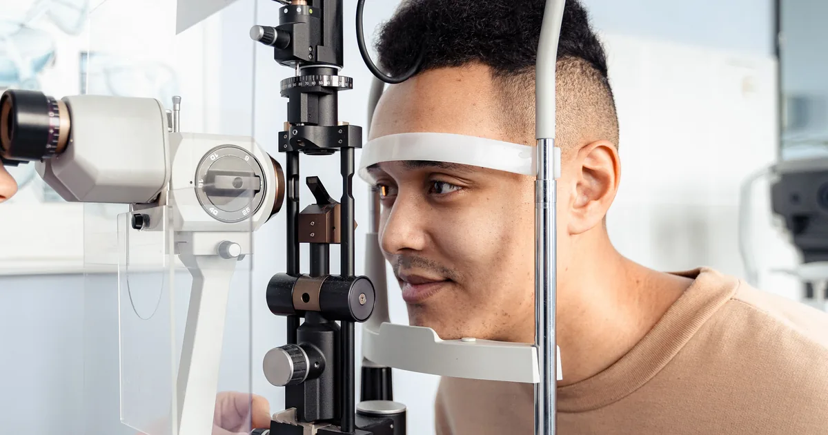Close-up eye showing candidacy for LASIK surgery financed by Alphaeon Credit
